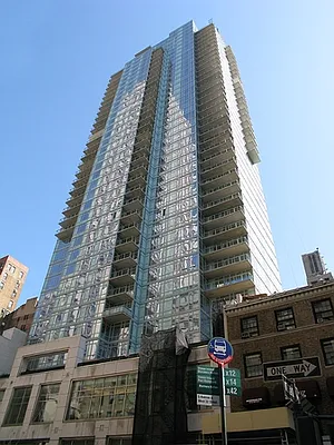 Rented by Level Group | media 80