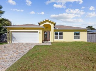 3037 SE Iris Street, Stuart, FL 34997