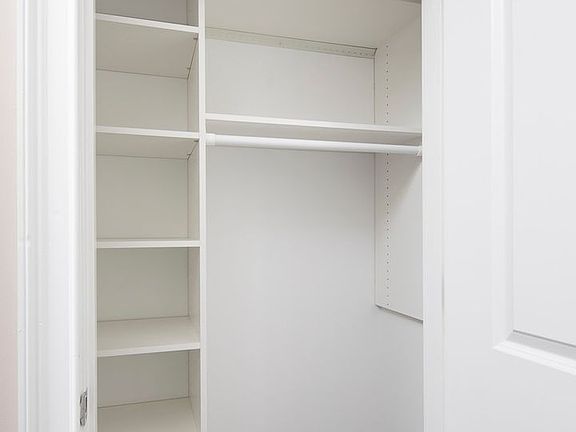 3rd image of 121 N Washington Ave APT 106