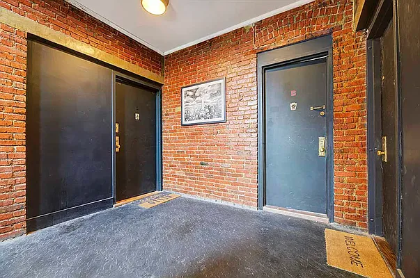 Rented by REAL New York | media 17