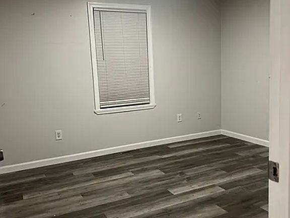 4th image of 28 Vinton St #2