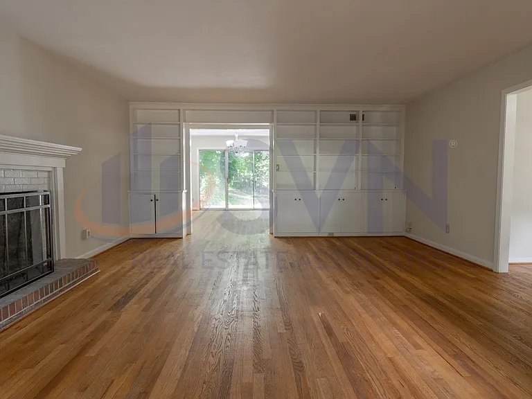 406 N Estes Dr — Photo 10