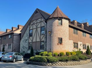 221 N Clifton Ave APT 25, Louisville, KY 40206