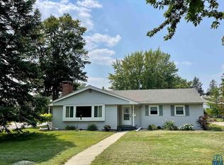 510 Angier Dr, Storm Lake, IA 50588