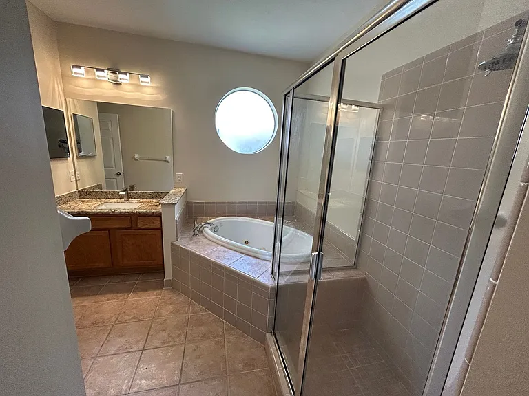 11570 NW 74th Ter #285 — Photo 10