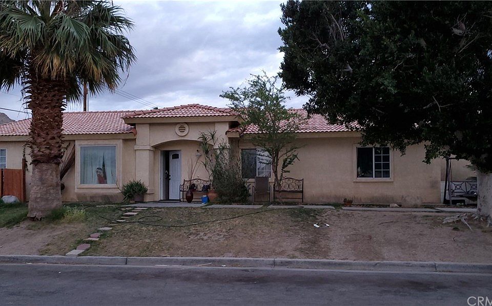 1st image of 53020 Avenida Diaz