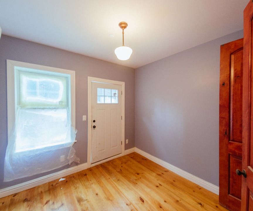 2nd image of 177 Cooper St