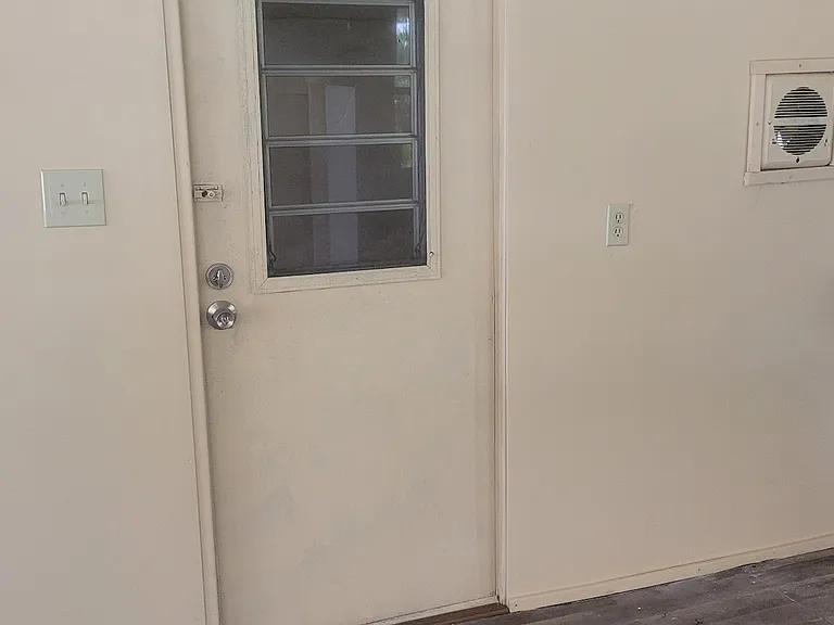 102 Tidewater Dr — Photo 10