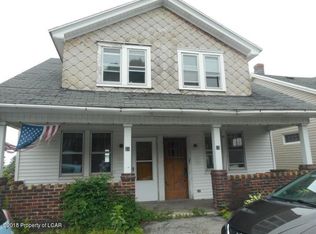 19 James St, McAdoo, PA 18237