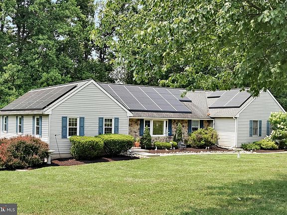 5th image of 127 Freedom Valley Cir