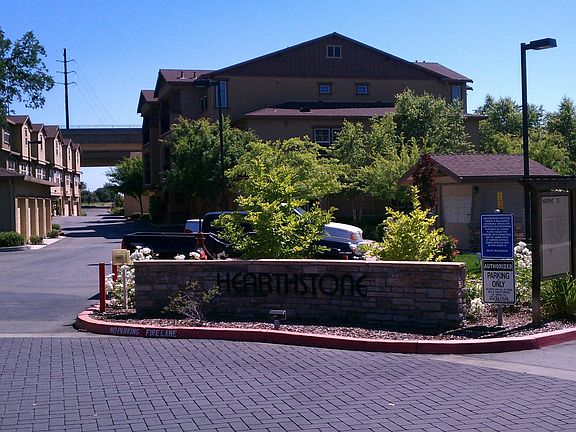 4th image of 6551 Hearthstone Cir