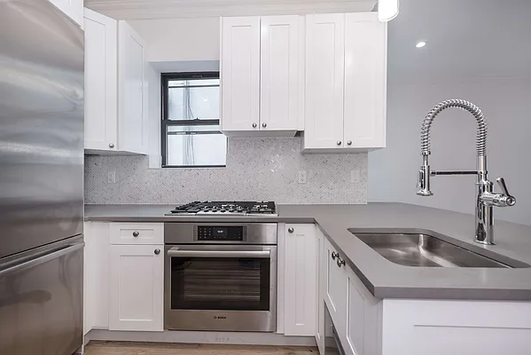 Rented by Bold New York | media 40