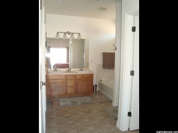 5th image of 3143 N Westbury Way APT 3