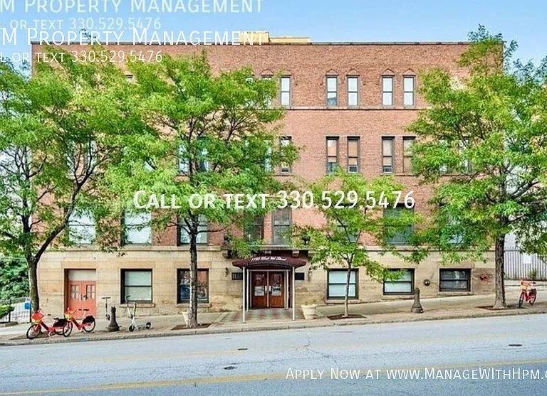 1133 W 9th Street — Photo 14