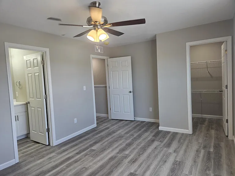 Willow Grove Apartments — Photo 64