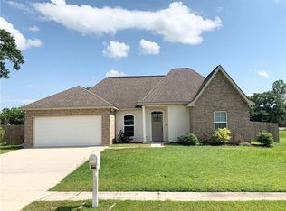29800 Atlanta Dr, Albany, LA 70711