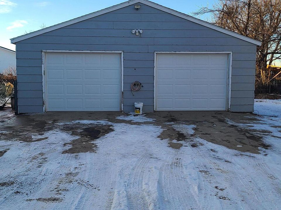 2nd image of 2303 Old Post Rd