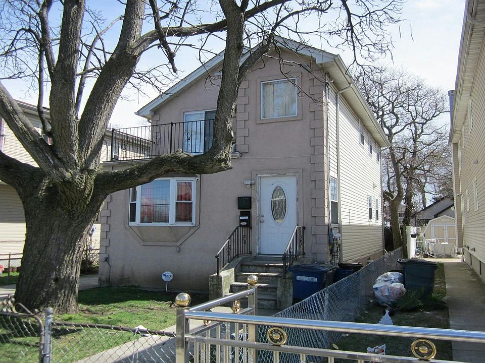 1st image of 14423 223rd St