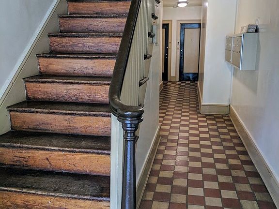 4th image of 3301 Grove Ave APT 9