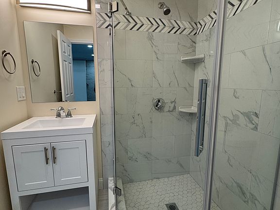 3rd image of 30 Wadsworth St #1