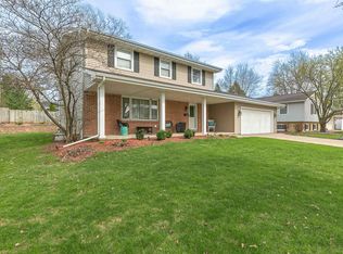 2018 N Douglas St, Appleton, WI 54914
