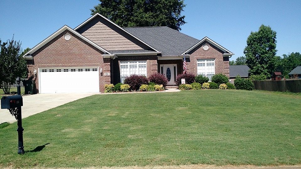 1st image of 104 Fawn Forest Dr