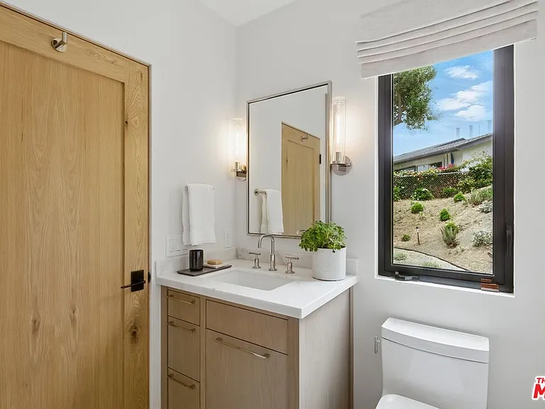 6326 Trancas Canyon Rd — Photo 36