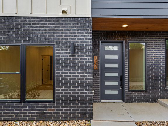 3rd image of 2203 Hondo Ave #303