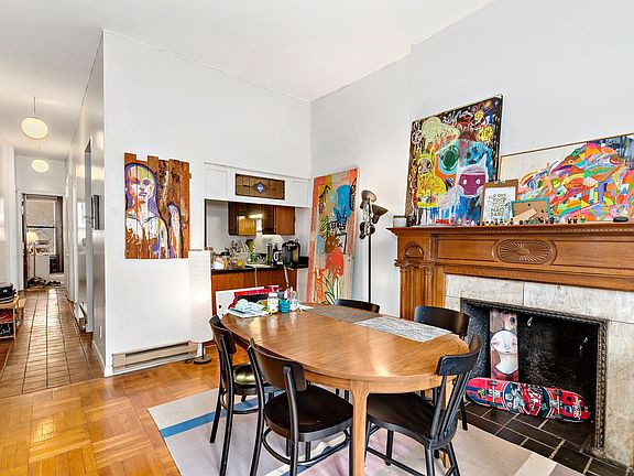 3rd image of 124 W 80th St APT 5