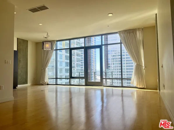 1100 S Hope St APT 1704, Los Angeles, CA 90015