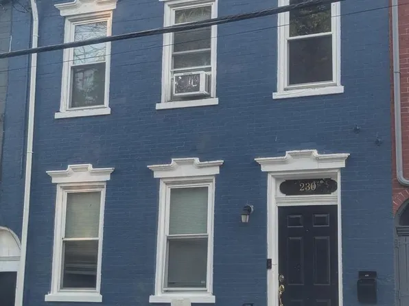 230 W Strawberry St, Lancaster, PA 17603