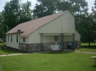 305 Chestnut St, Alto Pass, IL 62905