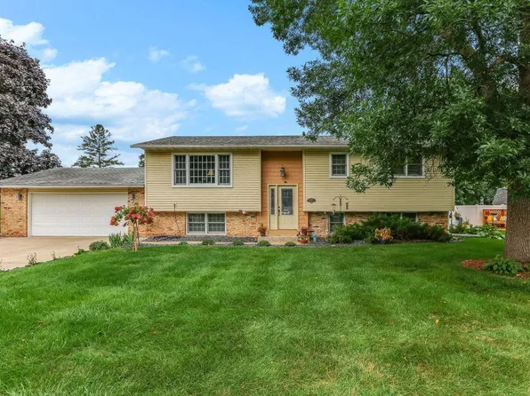 1498 Hillside St, Hastings, MN 55033