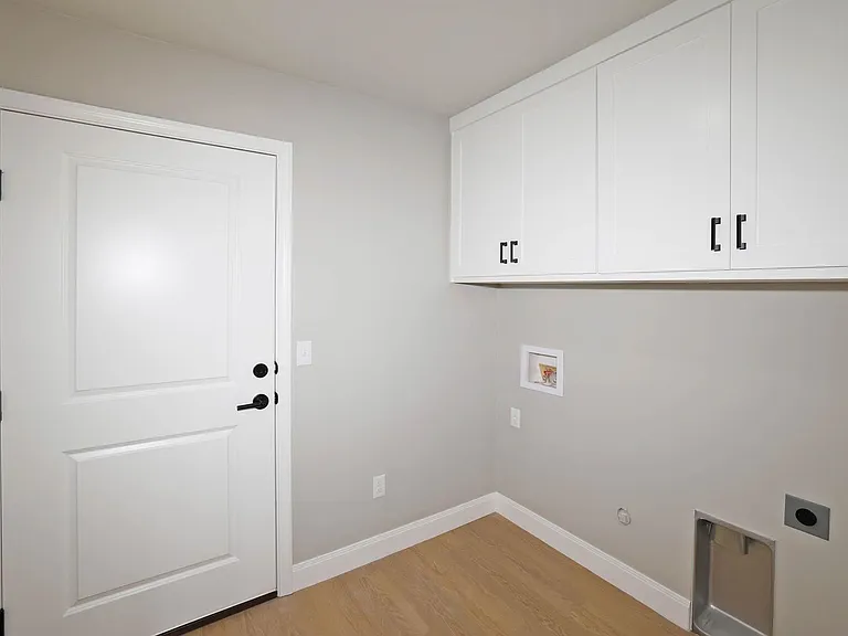 4709 Scotty Dr — Photo 28