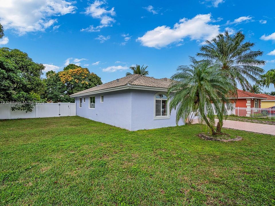1st image of 20400 NW 17th Ave