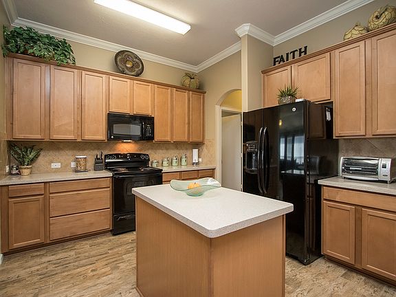 2nd image of 903 Blair Field Ln