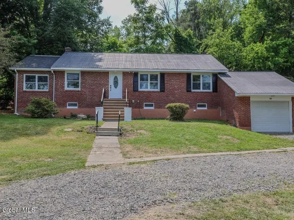 147 Winnie Avenue, Ravena, NY 12143