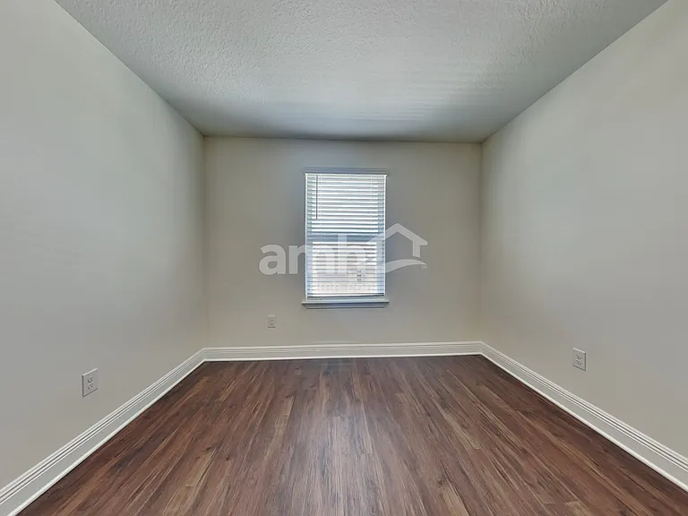 27438 Saint Andrews Ave — Photo 30
