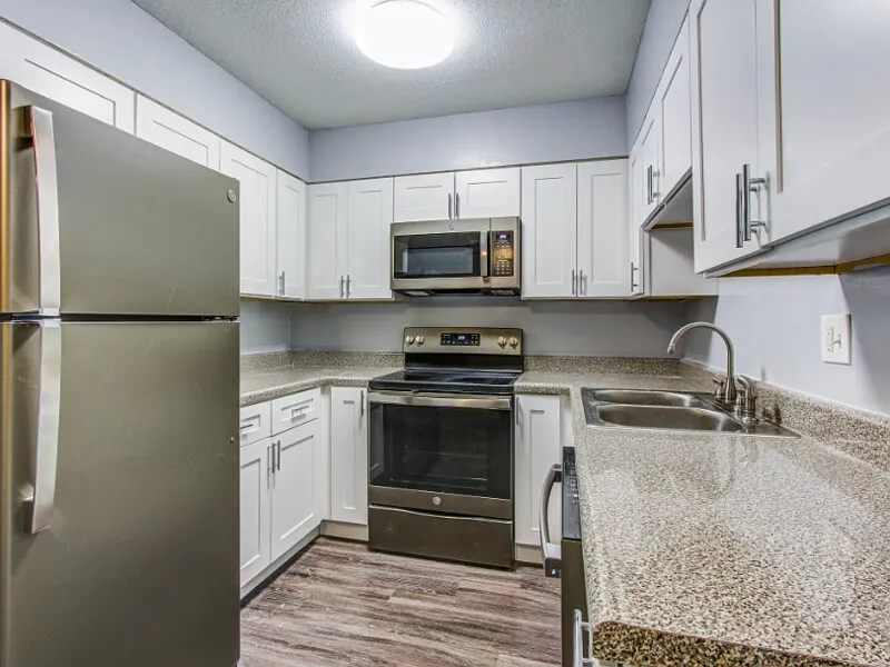 Ashland Commons — Photo 1