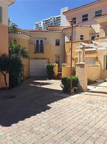 1st image of 18360 NE 30th Ct #18360
