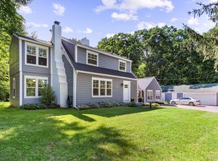 11646 Dixie Hwy, Holly, MI 48442