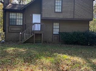 2050 Harrison Ridge Ct, Lawrenceville, GA 30044