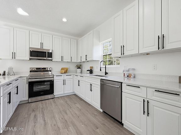 4th image of 4199 PINE ROAD Road