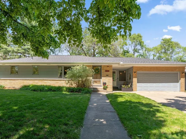 5406 45th Ave N, Robbinsdale, MN 55422