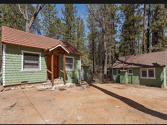 2nd image of 42597 Cedar Ave