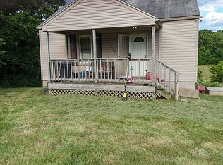 424 Amity Ridge Rd, Amity, PA 15311