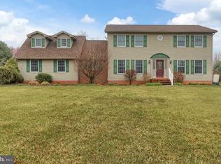 6 Cedar Ct W, Carlisle, PA 17015