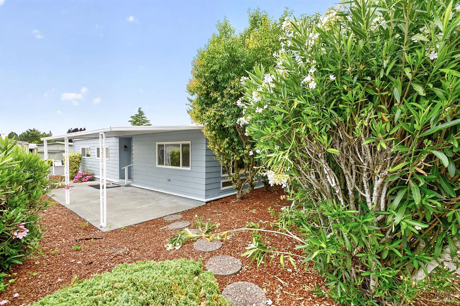 21 Sequoia Circle - Photo 1