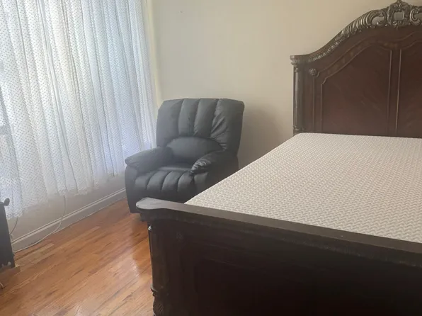 (undisclosed Address), New York, NY 10034