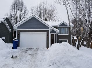 13714 Glenhurst Ave, Savage, MN 55378